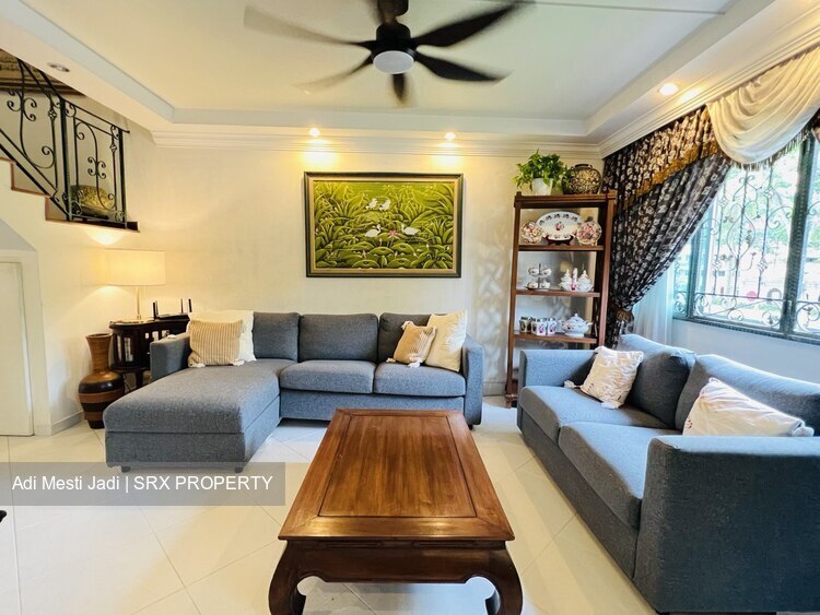 Blk 203 Choa Chu Kang Avenue 1 (Choa Chu Kang), HDB Executive #361080461